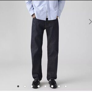 NWT Levi's Original 501 Shrink To Fit Button Fly Straight Denim.  Size 33X32